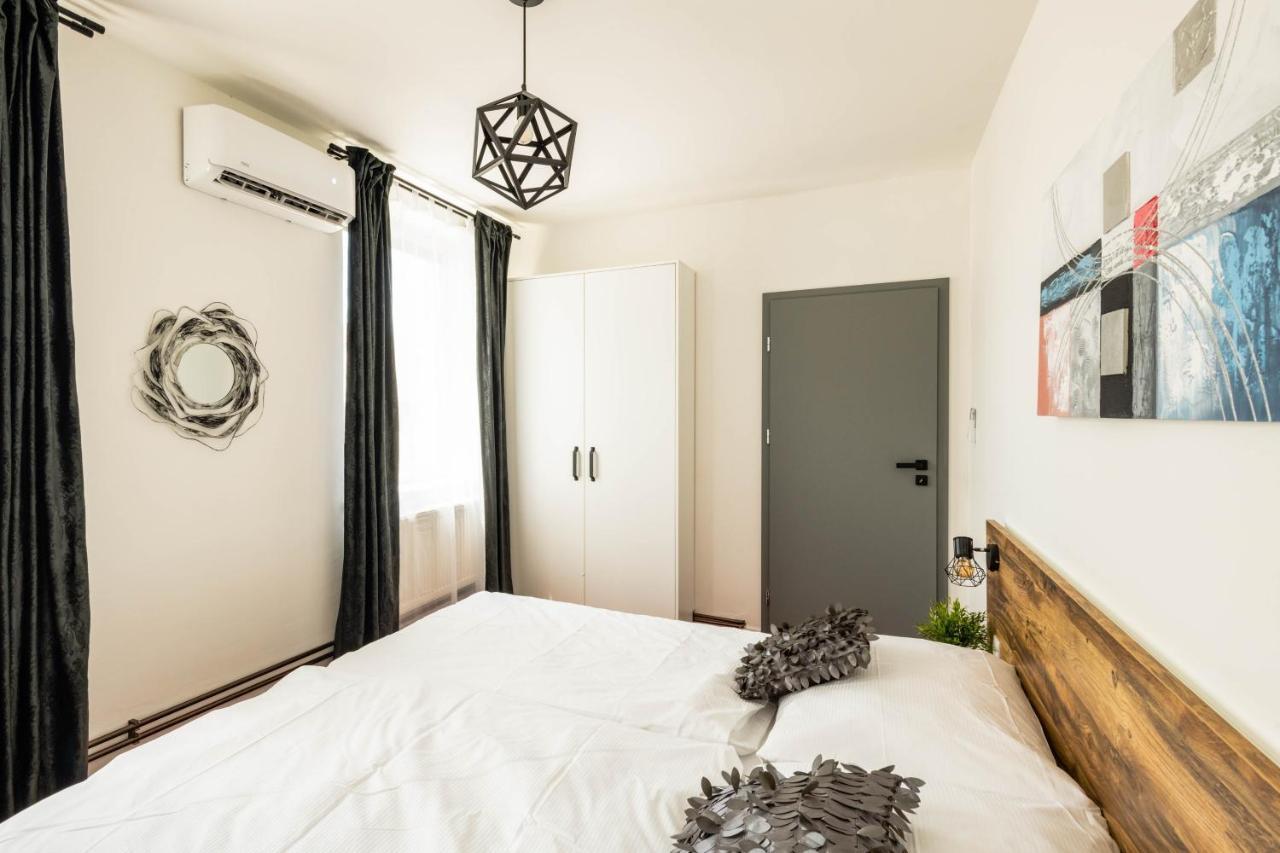 ברטיסלאבה Highnest Apartments מראה חיצוני תמונה