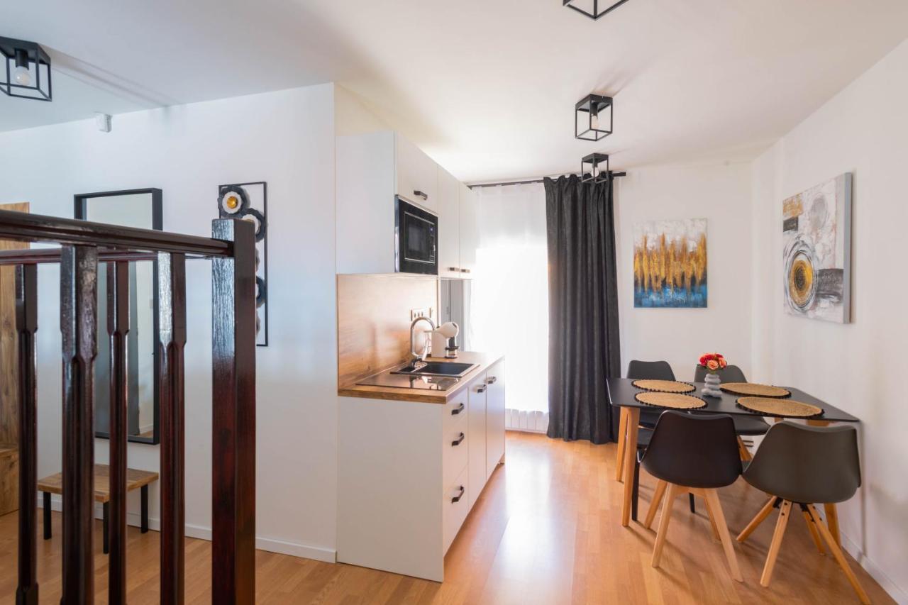 ברטיסלאבה Highnest Apartments מראה חיצוני תמונה