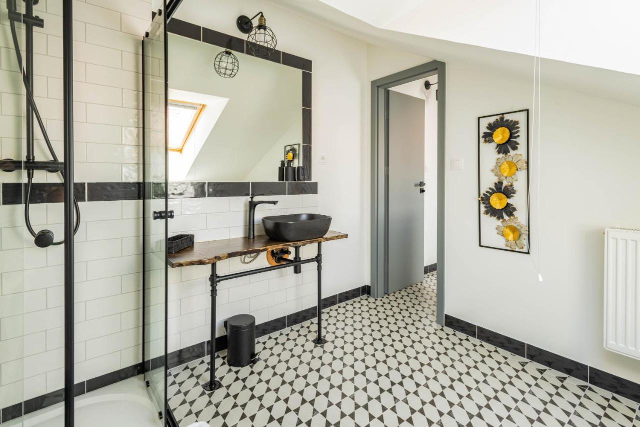 ברטיסלאבה Highnest Apartments מראה חיצוני תמונה